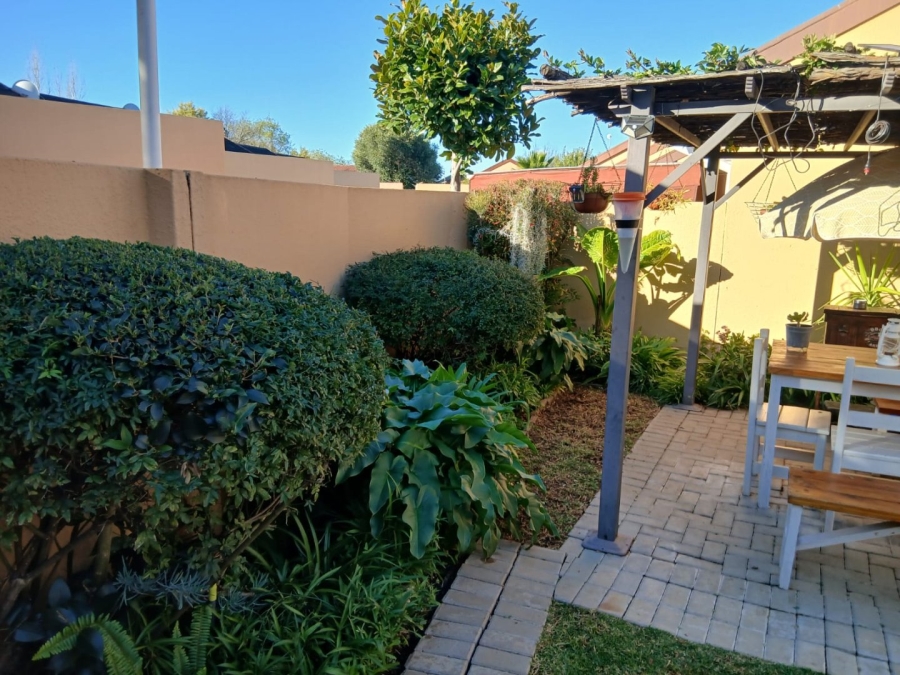 2 Bedroom Property for Sale in Pellissier Free State